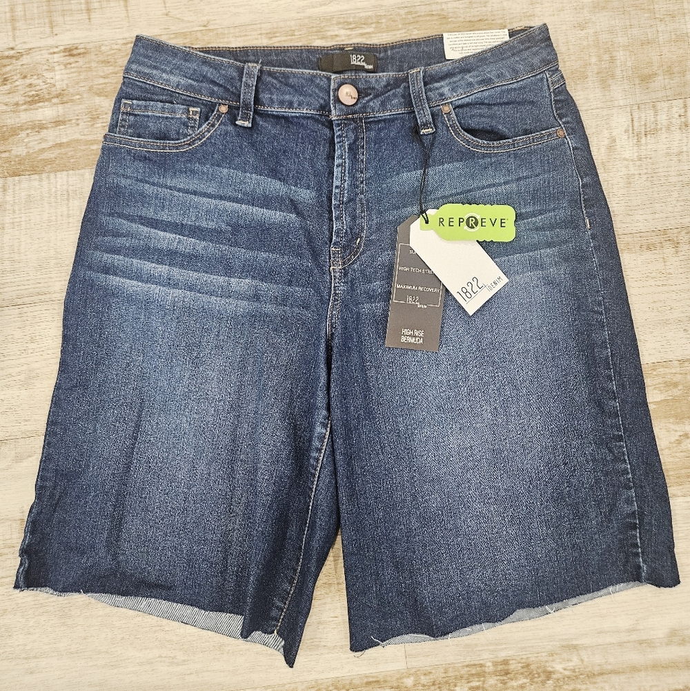 NWT High Rise Raw Hem Denim Bermuda Shorts Size 12 Recycled Eco-Friendly
